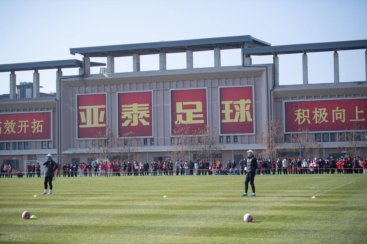 爱游戏官网平台入口-包含石家庄永昌主场力克长春亚泰，保持不败战绩的词条